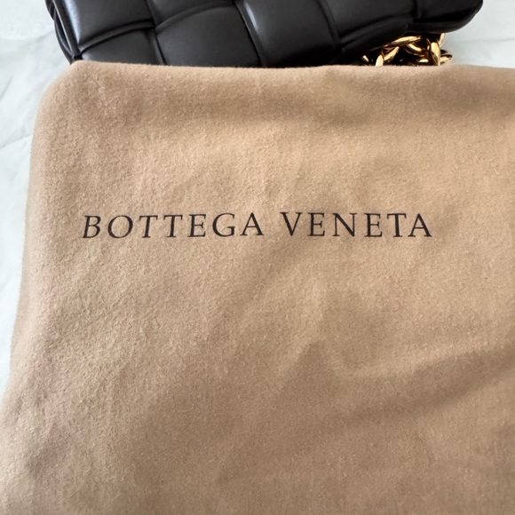 Elegant 🔥Bottega Veneta Chain Cassette ChocolatePadded Intreccio Leather - Picture 8 of 16